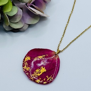 Pandantiv Handmade cu Petale de Trandafir Natural - bijuterii - coliere - pandative - Artynos.ro