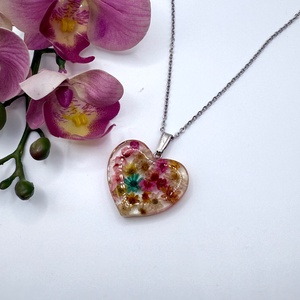 Pandantiv Floral inima din Rasina Handmade � Bijuterie unicat , Bijuterii, Coliere, Pandative, Confectionarea bijuteriilor, ARTYNOS