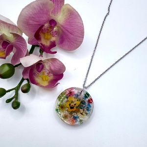 Pandantiv cu Flori Naturale in Rasina � Eleganta Atemporala , Bijuterii, Coliere, Pandative, Aranjament de flori, Confectionarea bijuteriilor, ARTYNOS