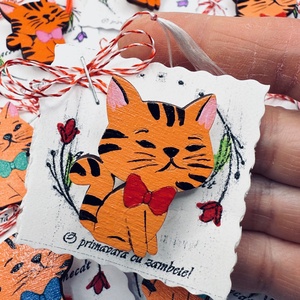 Set Mărțișor broșă( 3 buc) pisicuță pictată manual pe lemn - bijuterii - mărțișor - Artynos.ro