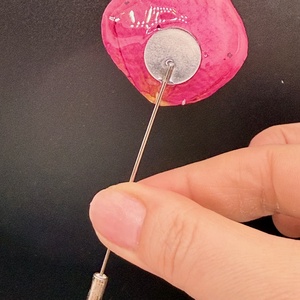 Broșă Elegantă cu Petală de Trandafir Naturală Roz - bijuterii - broșe - Artynos.ro