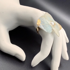  Inel handmade cu hortensie albastra naturală � bijuterie florală unică - bijuterii - inele - inele statement - Artynos.ro