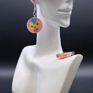 Cercei tip terariu cu flori naturale � bijuterii handmade - bijuterii - cercei - cercei hoops - Artynos.ro