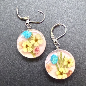 Cercei tip terariu cu flori naturale � bijuterii handmade - bijuterii - cercei - cercei hoops - Artynos.ro