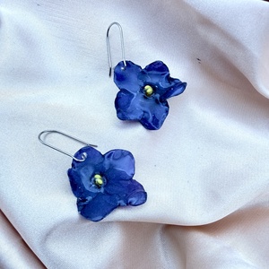 Cercei cu Violete de Parma Naturale Mov in rasina  � Bijuterii Elegante cu Flori - Artynos.ro
