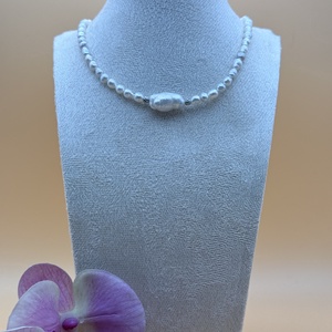 Colier Choker din Perle Naturale de Cultură cu Perlă Barocă Centrală - bijuterii - coliere - coliere din perle - Artynos.ro