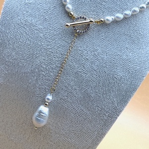 Colier din Perle Naturale de Cultură cu Închizătoare Toggle din Zirconiu și Perlă Barocă Drop - bijuterii - coliere - coliere din perle - Artynos.ro