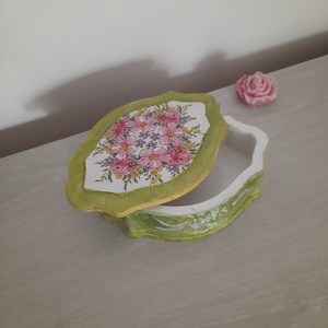 Caseta bijuterii verde - casă & stil de viață - accesorii pentru decorat casa - decorațiuni de masă și decorațiuni pentru rafturi  - decorațiuni de masă - Artynos.ro