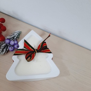 Lumanare in recipient brad - casă & stil de viață - lumânări, parfumuri, arome - lumânare - lumânări artizanale - Artynos.ro Lumanare in recipient brad - casă & stil de viață - lumânări, parfumuri, arome - lumânare - lumânări artizanale - Artynos.ro