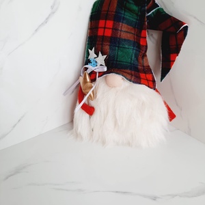 Pitic barbos cu caciula cu patratele, Jucarii si echipamente pentru copii, Jucarii si accesorii pentru copii, Papusi de joaca, Altele, ARTYNOS