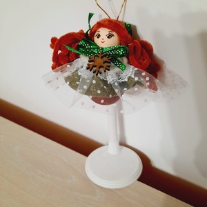 Fetita mica decoratiune - crăciun - decorațiuni de crăciun de casă - globuri de crăciun - Artynos.ro Fetita mica decoratiune - crăciun - decorațiuni de crăciun de casă - globuri de crăciun - Artynos.ro
