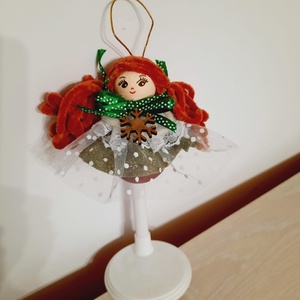 Fetita mica decoratiune - crăciun - decorațiuni de crăciun de casă - globuri de crăciun - Artynos.ro Fetita mica decoratiune - crăciun - decorațiuni de crăciun de casă - globuri de crăciun - Artynos.ro