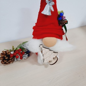 Gnom cu clopotel - jucării și echipamente pentru copii - jucării și accesorii pentru copii - păpuși de joacă - Artynos.ro