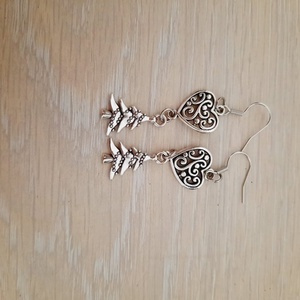 Cercei cu tortita lungi - bijuterii - cercei - cercei cu figurine - Artynos.ro