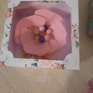 Brosa floare roz - bijuterii - broșe - Artynos.ro