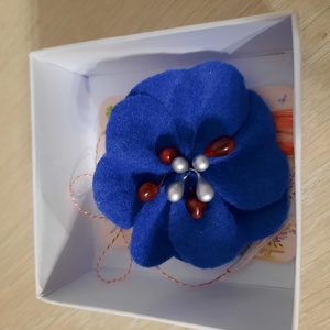 Brosa anemona  - bijuterii - broșe - Artynos.ro