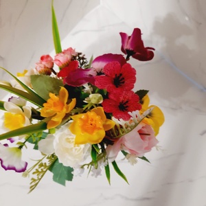 Vaza cu flori - casă & stil de viață - decorațiuni de casă - accesorii florale - buchete de flori - Artynos.ro