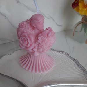 Lumanare cu chip de femeie si trandafiri - casă & stil de viață - lumânări, parfumuri, arome - lumânări artizanale - Artynos.ro