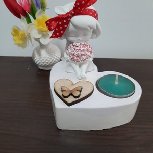 Decoratiune fetita cu buchet de flori, Casa & Stil de viata, Decoratiuni de casa, Decoratiuni de masa si rafturi, Decoratiuni de masa, Ceramica, ARTYNOS