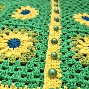 Top croșetat Floarea Soarelui - îmbrăcăminte și modă - haine damă - tricou și top de damă - Artynos.ro