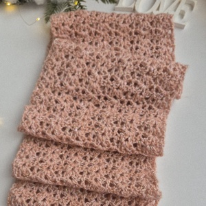 Fular Infinity Blush Sparkle  Lână, Acril și Paiete Elegante - îmbrăcăminte și modă - eșarfe, pălării, fularuri - șaluri - Artynos.ro