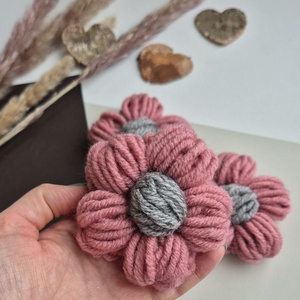 Martisor Handmade Tip Brosa � Flower Power Pink Dust , Bijuterii, Brose, Crosetat, ARTYNOS