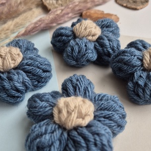 Mărțișor Handmade Tip Broșă � Flower Power Teal Sand - bijuterii - broșe - Artynos.ro