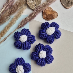 Mărțișor Handmade Tip Broșă � Flower Power Royal Blue  - bijuterii - broșe - Artynos.ro