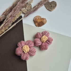 Mărțișor Handmade Tip Broșă � Flower Power Dusty Pink - bijuterii - broșe - Artynos.ro