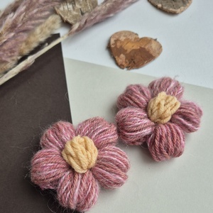 Mărțișor Handmade Tip Broșă � Flower Power Dusty Pink - bijuterii - broșe - Artynos.ro