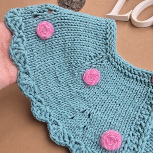 Guler Între rânduri - brodat cu trandafiri - îmbrăcăminte și modă - haine damă - bluze damă - Artynos.ro