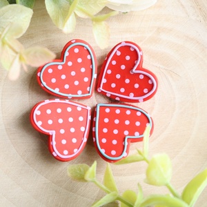 Broșă mărțișor Love Spots - bijuterii - mărțișor - Artynos.ro