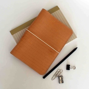 Jurnal cu inele/ jurnal filofax/ jurnal cu bullet-uri din piele naturala(B6/dimensiune personala), Casa & Stil de viata, Papetarie de hartie, Papetarie personalizata, Pielarie, ARTYNOS