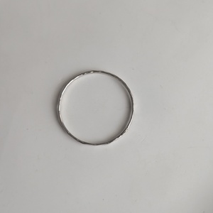Inel minimalist din argint 'Horizon' - bijuterii - inele - inele subțiri - Artynos.ro