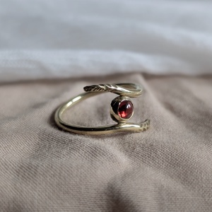 Inel din Alamă cu Granat  - bijuterii - inele - inele cu pietre semiprețioase - Artynos.ro
