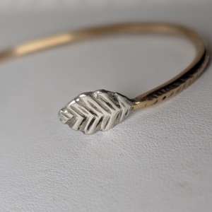 Brățară din alama cu frunze din argint  -  - Artynos.ro