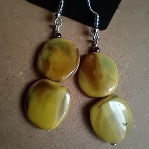 Cercei acrilic galben, accesorii de inox - bijuterii - cercei - cercei agățați - Artynos.ro