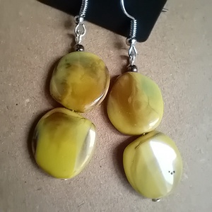 Cercei acrilic galben, accesorii de inox - bijuterii - cercei - cercei agățați - Artynos.ro