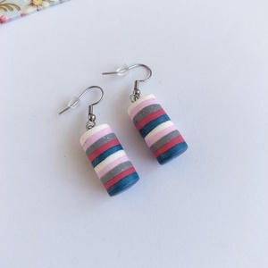 Cercei handmade cu dungi colorate din lut polimeric, design modern - bijuterii - cercei - cercei lungi - Artynos.ro