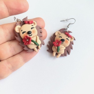 Cercei handmade arici adorabili cu floare rosie din lut polimeric bijuterii unicat, Bijuterii, Cercei, Cercei lungi, Confectionarea bijuteriilor, Lucrare cu argila, ARTYNOS