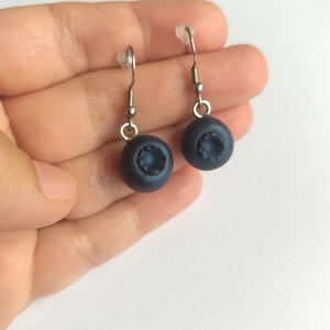 Cercei handmade Afine � design minimalist inspirat din natura - Artynos.ro
