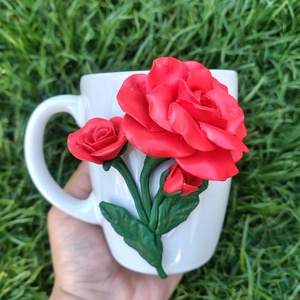Canita cu trandafir rosu realizata manual, decorata cu lut polimeric ,Cadou elegant handmade - Artynos.ro
