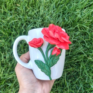 Căniță cu trandafir roșu realizată manual, decorată cu lut polimeric ,Cadou elegant handmade - casă & stil de viață - echipamente de bucătărie - accesorii de servire - căni - Artynos.ro