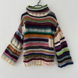 Pulover multicolor calduros si lejer potrivit atat pentru iarna cat si pentru inceput de primavara., Imbracaminte si moda, Haine dama, Bluze dama, Crosetat, ARTYNOS