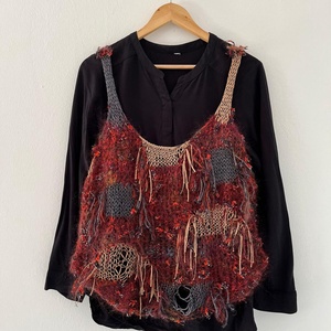 Top tricotat handmade din mohair și fir de mătase. - îmbrăcăminte și modă - haine damă - tricou și top de damă - Artynos.ro