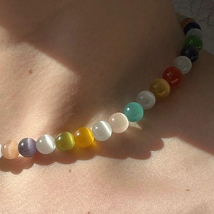 Lanț handmade din pietricele colorate. - bijuterii - coliere - coliere din mărgele - Artynos.ro