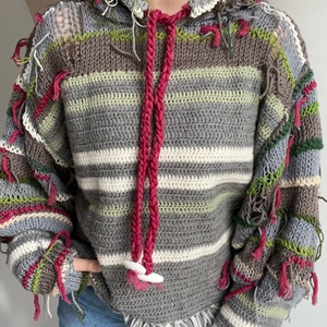 Pulover handmade boem urban, model deosebit. - îmbrăcăminte și modă - haine damă - bluze damă - Artynos.ro