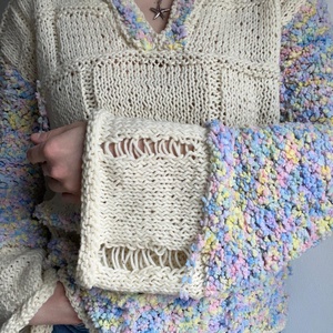 Pulover handmade unicat, lejer și delicat. - îmbrăcăminte și modă - haine damă - bluze damă - Artynos.ro