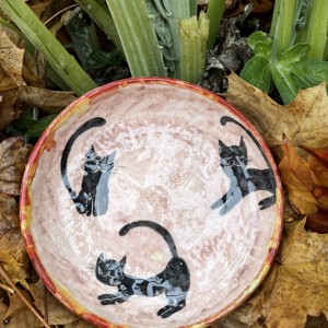 Bol ceramic pictat manual - Pisici negre - casă & stil de viață - accesorii pentru echipamente de bucătărie - accesorii de servire - boluri și farfurii din lemn, bol de servire - Artynos.ro