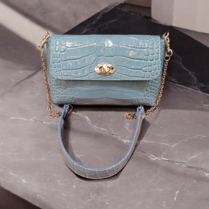 MINI Lusso - Light crock - geanta de umar din piele de vaca, , , Descoperiti ritmul orasului cu geanta Mini Lusso (lux)!
Un accesoriu esential pentru plimbari usoar..., ARTYNOS